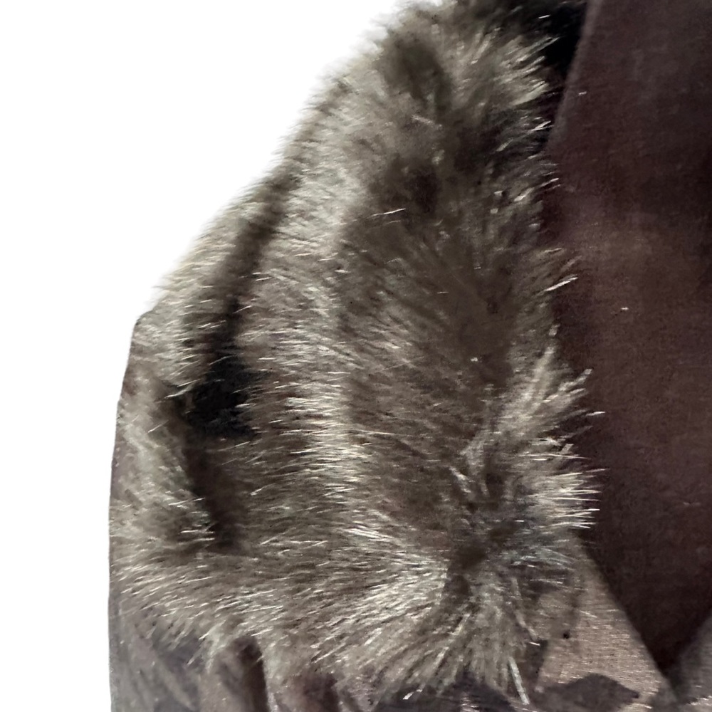 ASHLEY STEWART Designer Full Length Sparkly Black Design Faux Fur Collar, 2 X. - Picture 5 of 13